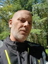 Any city chick's want to come up to Hudson Valley NY? Beautiful country.  Get out of the brick and mortar scene.