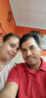 Overdue for a friend date. I just wanna laugh, vent & eat 😩 cousinnns