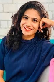 Deepa Thomas's Instagram, Twitter & Facebook