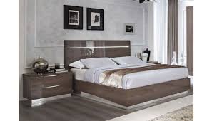 Momentoitalia showcases a collection of luxury modern bedroom furniture providing a carefully chosen. Matrix Modern Italian Bed Led Lights