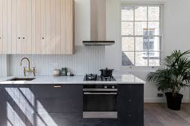 Give smooth cut into common color pairing for your planned two tone kitchen cabinet. Two Tone Kitchen Ideas Houzz Uk