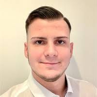 80+ Profile mit dem Suchbegriff „Magro“