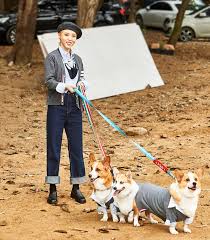 Idols And Their Dogs Team Up In Photos From Mbc S Idol Star Athletics Championship Spin Off Dog Competition Soompi In 2021 Moonbyul Dog Competitions Mamamoo