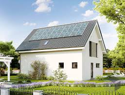 Einfamilienhaus Mit Satteldach In 2020 Haus Satteldach Schwabenhaus