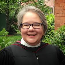 Ellen Tillotson's Instagram, Twitter & Facebook