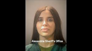 Emma coronel aispuro grew up knowing the world of mexico's drug cartels. Wife Of Drug Kingpin El Chapo Arrested On U S Drug Charges