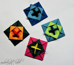 Die lange seite des papiers muss doppelt so lang sein wie die. Kindergeburtstag Anleitung Papierkreisel Falten Makotokoma Spinning Top Origami Amberlightspapierkreisellinkup Amberlight Label