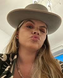 NEWWWWS 🔊 IMA BE PLAYIIINNNNG AT THE WATERBEAR VENUE IN BRIGHTON FOR  FRESHERS WEEK ON FRI 16th SEPT !!!!!! See you there freshers bring your  immaculate vibes✨ @waterbearvenue @waterbear_the_college_of_music