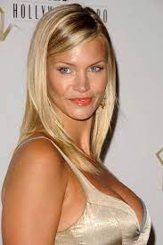 Due to hollywood's focus on thin celebrities, she has adopted some dieting practices that she regrets now. Pin On Gold