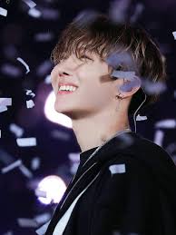 Did BTS' J-Hope buy two luxury apartments in Seoul with ₹125 crore in cash? 