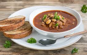 Môžete použiť suchú fazuľu, ale tú treba vopred namočiť. FazuÄ¾ova Polievka S Bravcovym Masom Recept Na Pripravu Kuchyna Lidla