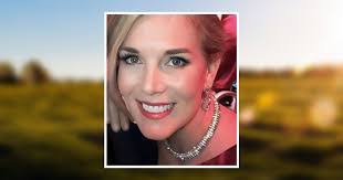 Heidi Richardson's Instagram, Twitter & Facebook