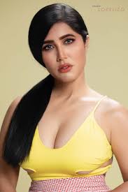 Model: Naila Nayem Photo: Farhan Ahmed Studio Lorenzo