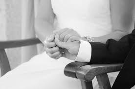 Sie können auch eine definition von hochzeitskleid selbst hinzufügen. Hochzeitsbrauche Und Ihre Bedeutung Die Perfekte Hochzeit Teil 3