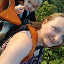 🖤✨💕Sparkly Toothless 💕✨🖤 as the first tattoo of the sweet Helene☺️, it  was 35 cm + in one session! 😱, from the waist to the knee. Thank you so  much 💖🌈 at: @