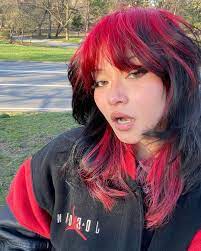 Catalog beautiful hair for people roblox wikia fandom. Leia On Instagram Some Cute Pics Of Me In 2021 Aesthetic Hair Hair Streaks Hair Color Streaks