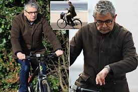 Bean's holiday (2007) subtitle indonesia streaming movie download gratis online. Rowan Atkinson Recreates A Scene From Mr Bean S Holiday On His Bike Next Ladies