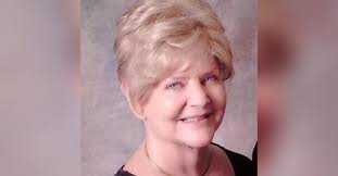 Janice Elmore's Instagram, Twitter & Facebook