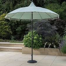 Best garden parasols in the uk. Best Garden Umbrellas 20 Garden Parasols To Complete Your Setup