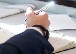 Szeptemberben a tantermekben kezdődik az új tanév. Maruzsa Zoltan Akar Az Erettsegi Reggelen Is Meggondolhatja Magat A Diak Szmo Hu