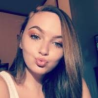 Mariah Lott's Instagram, Twitter & Facebook