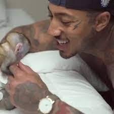 Stacey Bey's Instagram, Twitter & Facebook