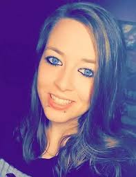 Sydney Drake's Instagram, Twitter & Facebook