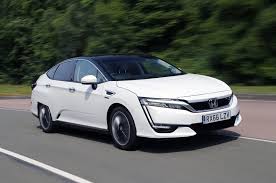 The honda clarity has been holding its own in the hybrid sedan segment for quite some time, but as the competition heats up, its but, at a starting price of $33,400, it's a bit pricey for how much you get. Honda Clarity Fcv Review 2021 Autocar