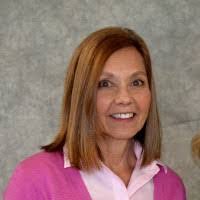 Suzanne Lowman's Instagram, Twitter & Facebook