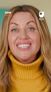 It's estimated that there are over 800,000 young carers in the UK. But what  are young carers, and how can we support them? 💛 Young Carers