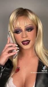 Renee Drake (reneedrake2811)