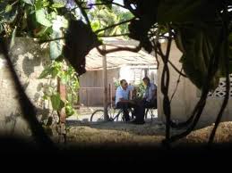 Maybe you would like to learn more about one of these? Sancionados Tres Oficiales De La Policia En San German Holguin Cruzar Las Alambradas