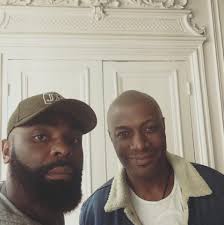 Avec Harry Roselmack,