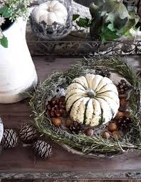 Shabby House And Garden Kurbis Grun Weiss Und Fette Henne Herbst Dekoration Herbstliche Tischdeko Herbst
