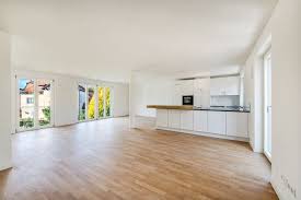 Kleine elegante wohnanlage mit nur 6 wohnungen pro haus. 4 Zimmer Wohnung Zu Vermieten 81245 Munchen Pasing Obermenzing Mapio Net