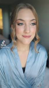 Betsy Ojeda's Instagram, Twitter & Facebook