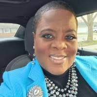 Melody Molina's Instagram, Twitter & Facebook