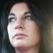 Does anyone know this woman ? Tanya Lynn is her fb name. Last name Trueman  Posting to add a beware against her as she scammed me !