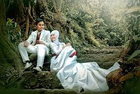 Silahkan klik gambar di atas untuk memperbesar ! Foto Prewedding Keren Foto Pre Wedding Casual Foto Prewe Flickr