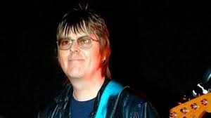 Dazzling' Smiths ?bass player Andy Rourke dies aged 59 of pancreatic cancer 