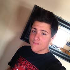 Trevor schroeder (@FazE_negative)