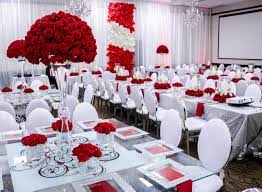 White With A Touch Of Red Yes Please Wedding Dinner Inspiration By Unique Red And White Wedding Decorations White Wedding Decorations Red Wedding Decorations