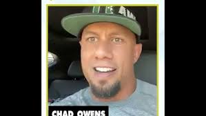 University of Hawaii legendary WR Chad Owens opens up about overcoming  adversity in his pro career