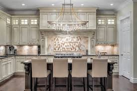 19904 3b Avenue Langley British Columbia Canada Luxury Home For Sale Cream Kitchen Cabinets Cream Kitchen Kitchen Colors