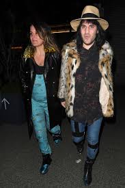 Maybe you would like to learn more about one of these? Great British Bake Off Host Noel Fielding Dashes To Be By Girlfriend Lliana Bird S Side As She Goes Into Labour