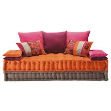 Pin Di Daniele Cifola Su Futon Divani Idee Letto Cuscini