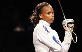 Pages dans la catégorie « escrimeuse française ». France Laura Flessel Une Championne D Escrime Ministre Des Sports Culturebene