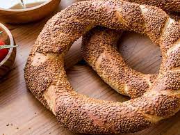 Kültürlere göre değişiklik gösterse de simidin. Simit Traditional Bread From Turkey