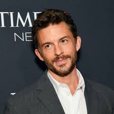 Jonathan Bailey Reacts To Being The First Gay "Sexiest Man Alive"