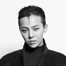 In 2010 he joined fellow member t.o.p to form the unit gd&top. G Dragon